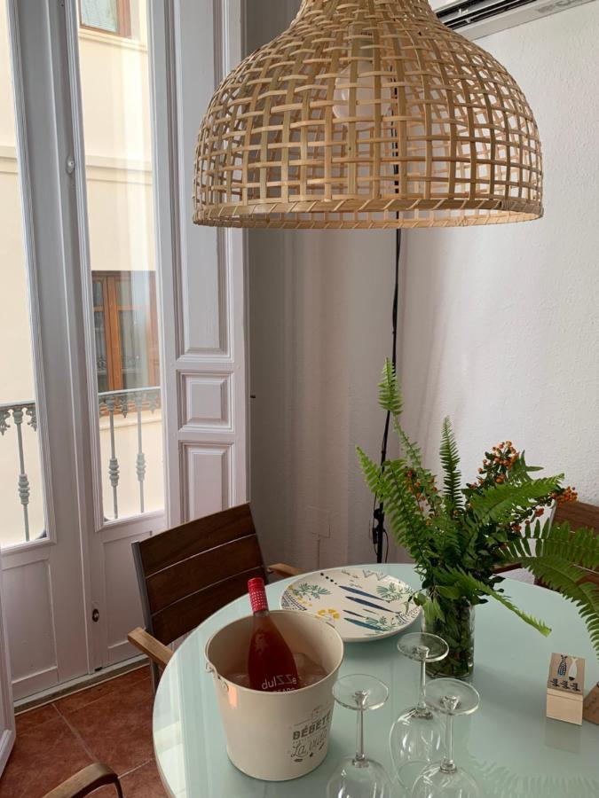 Luz Y Sencillez En El Centro Histórico De Málaga